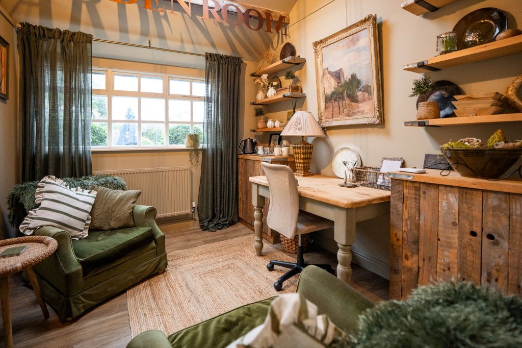 a beautifully furnished therapist room for hire